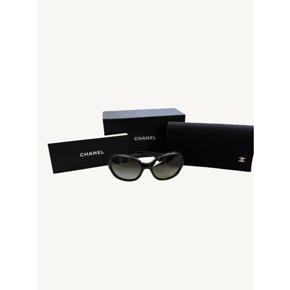 Chanel 40941 Black Crystal Oversized Sunglasses Case Box Very Good